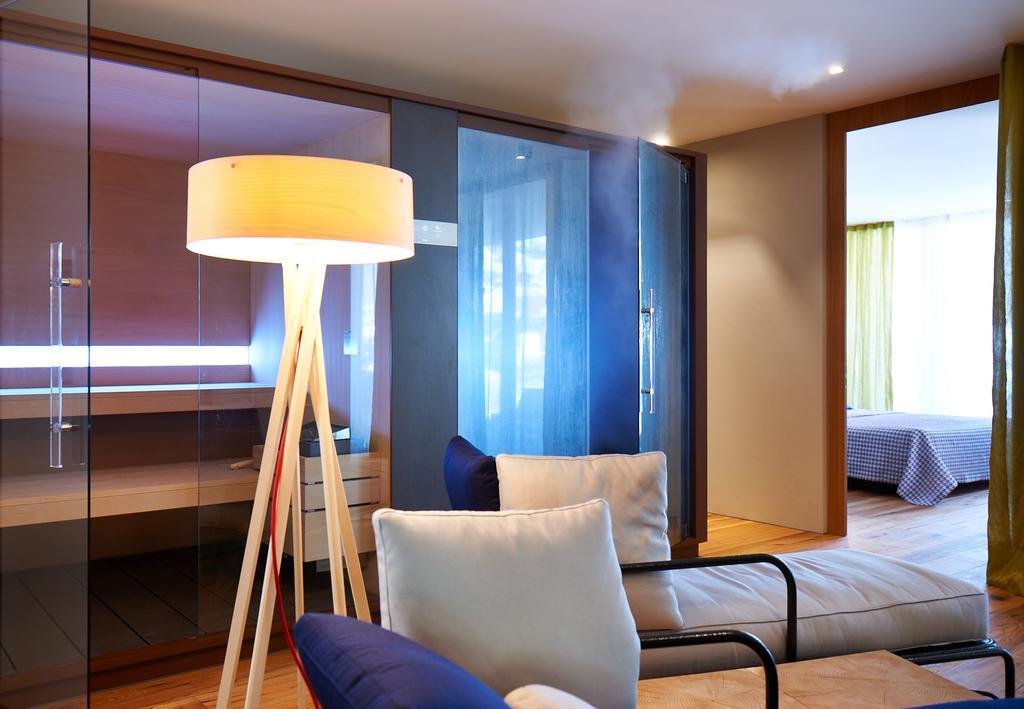 Chalet Park Apartment Mit Sauna Hamam Diemtigen الغرفة الصورة